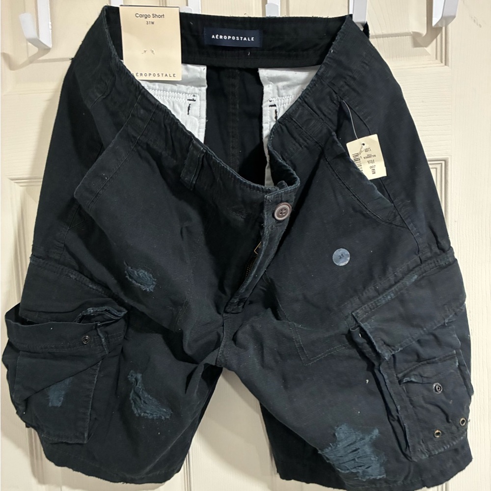 Aeropostale Men’s Black Distressed Cargo Shorts